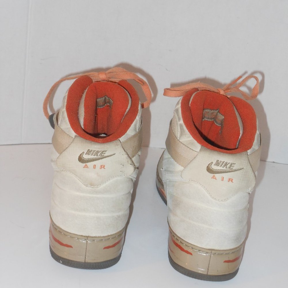 THE BEST OF BOTH WORLDS NIKE'S SPECIAL EDITION - Picture 5 of 9